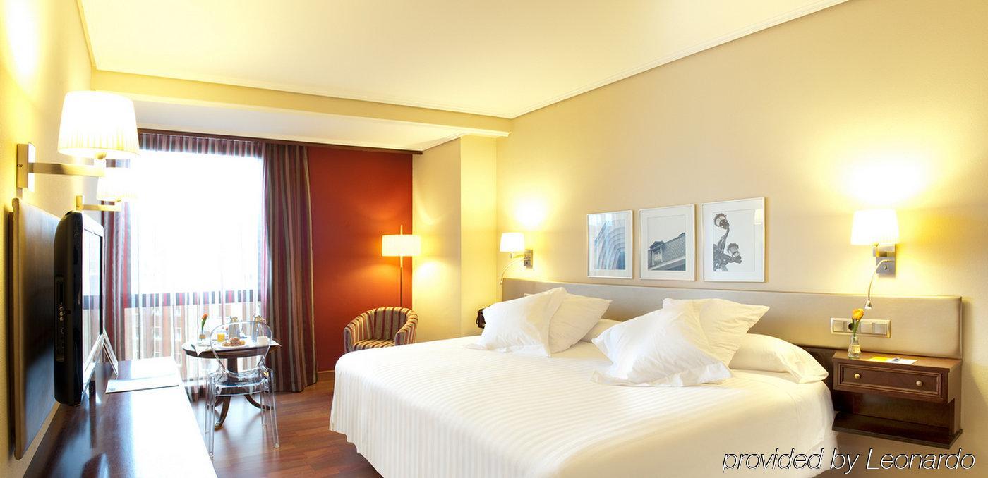Barcelo Hotel Gasteiz Βιτόρια-Γκαστέις Δωμάτιο φωτογραφία